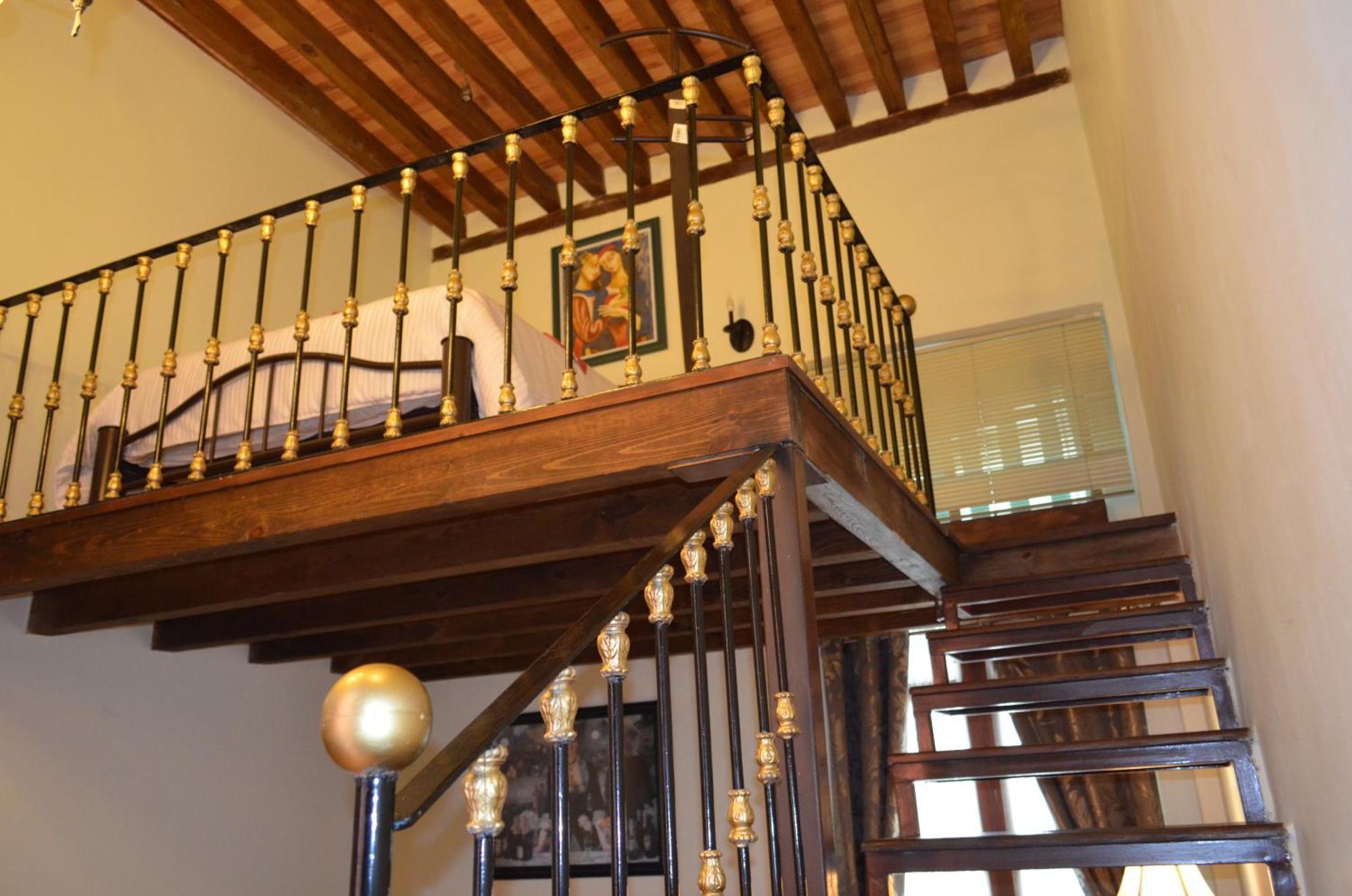 Del Capitán De Hotel